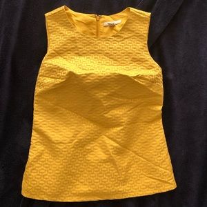 Gold Banana Republic sleeveless shirt